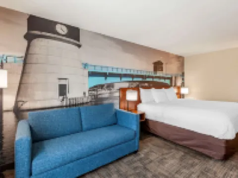 Clarion Pointe Racine - Mount Pleasant Hotels in Racine County