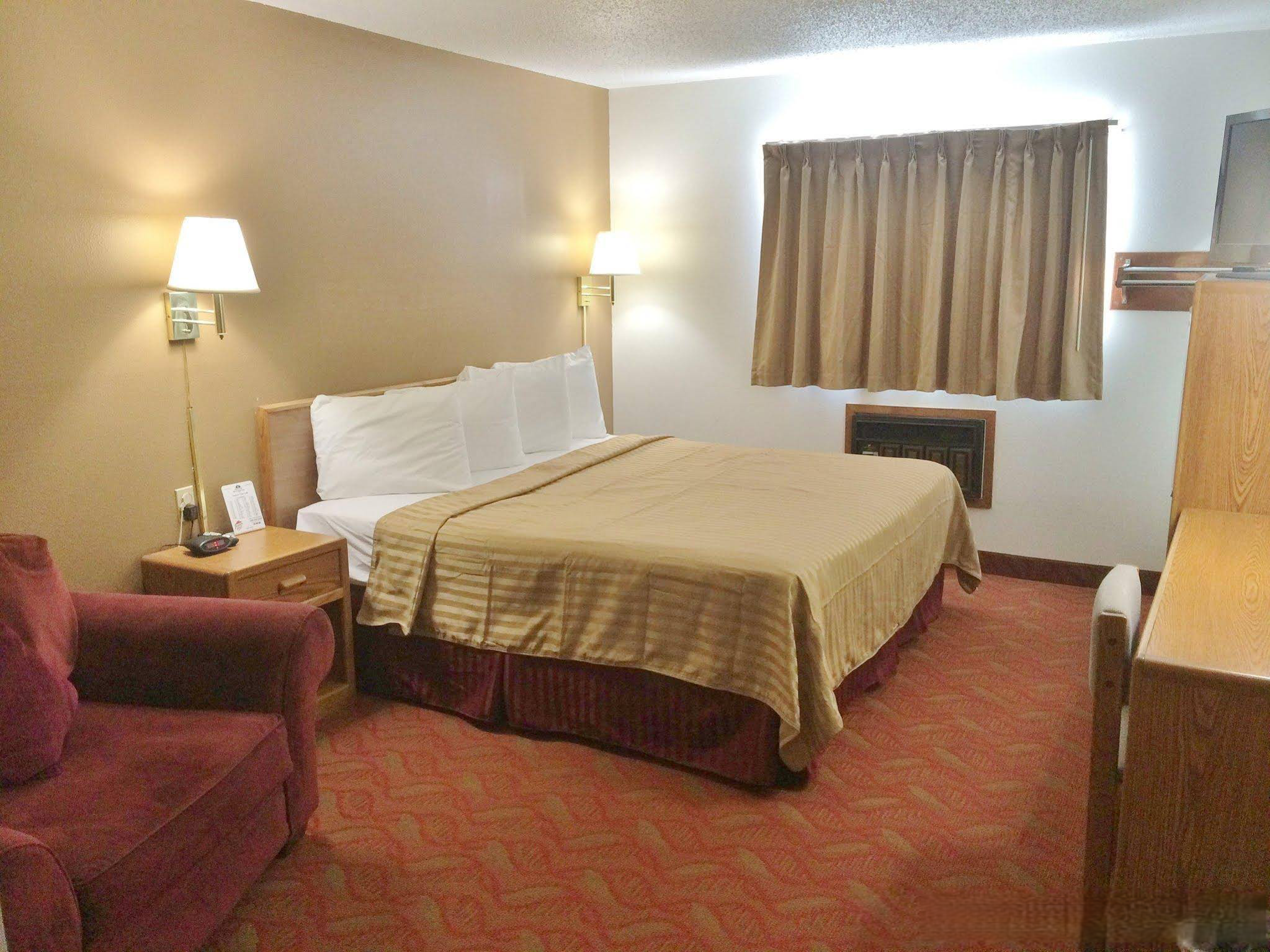 Americas Best Value Inn and Suites Sidney