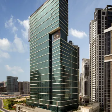 Taj Dubai Отели рядом с достопримечательностью «Дубайская опера»