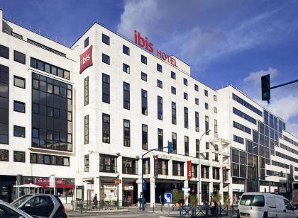 Ibis Paris Pantin Église