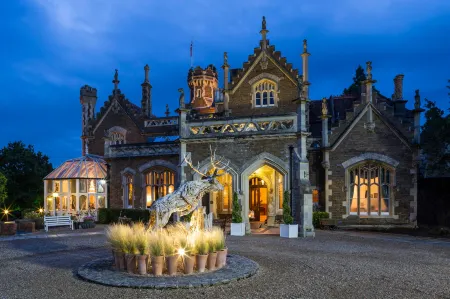 Oakley Court