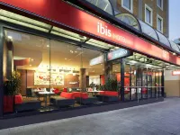Ibis Perth Hotels near Northbridge