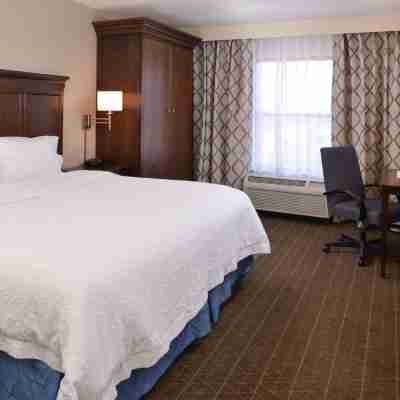 Hampton Inn & Suites Pueblo-Southgate Rooms