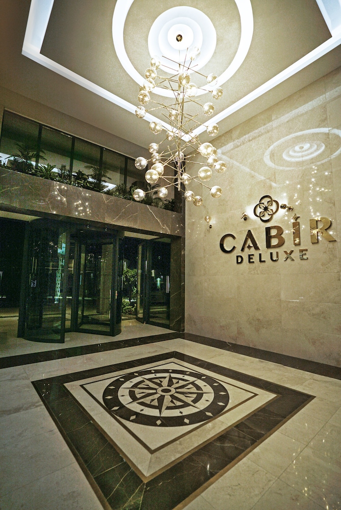 Cabir Deluxe Hotel