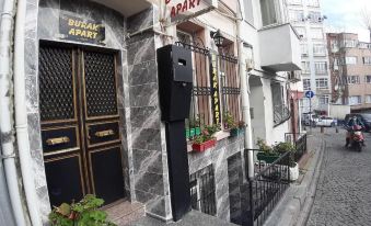 Burak Apart