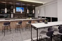 Hilton Garden Inn Birmingham/Lakeshore Drive - bar