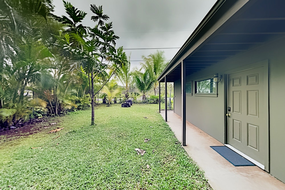 Kalapana Seaview Estates Main Home & Guest Suite 3 Bedroom HomeThe Big