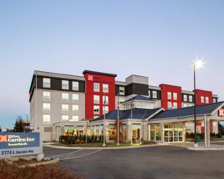 Hilton Garden Inn Toronto-Oakville Hotels in Oakville
