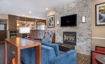 Comfort Inn & Suites Kelso - Longview