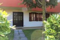 Lovely Villa with Private Fenced Garden