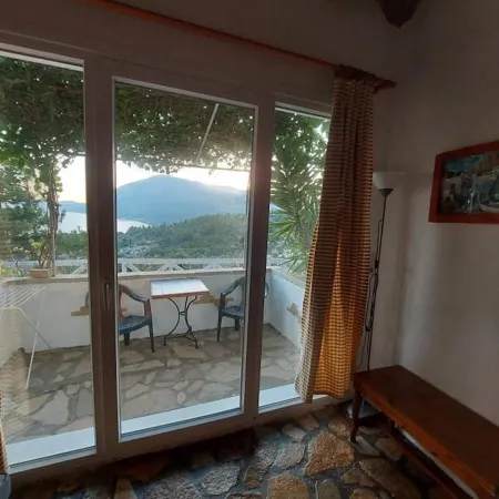 Apartment with Pool and Panorama View