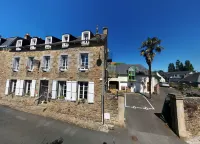 Contact Hôtel - Hôtel le Lion d'Or Lamballe Các khách sạn ở Pleneuf-Val-Andre