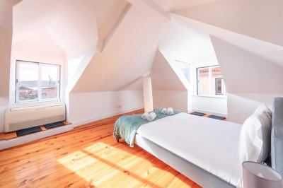 Other Guestready - Bright & Spacious 2-Bed Apt with Rooftop Terrace in Alcântara Photo