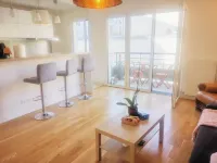 Paris- Vincennes - Saint Mandé : Super Appartement Près du Bois Hotels in Saint-Mande