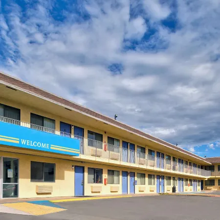 Motel 6 Alamogordo, NM