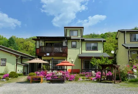 Hoengseong Byeoreulssoda Pension Отели в г. Хвенсон