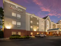 Candlewood Suites VIRGINIA BEACH TOWN CENTER by IHG Hotels near Sandler Center