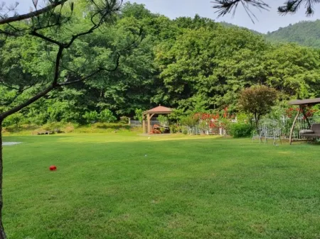 Yangju Healing Shelter Pension Отели в г. Янджу