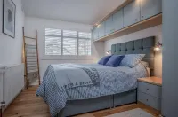 Town Heights - 3 Bedroom Holiday Home - Tenby