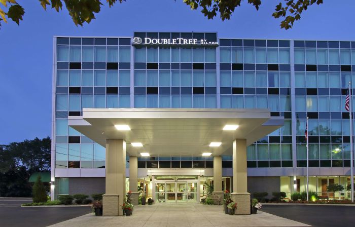 DoubleTree by Hilton Hotel Newark