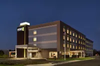 Home2 Suites by Hilton Martinsburg - Uima-altaat