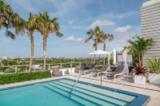 โรงแรมดิอัลแตร์ เบย์ ฮาร์เบอร์