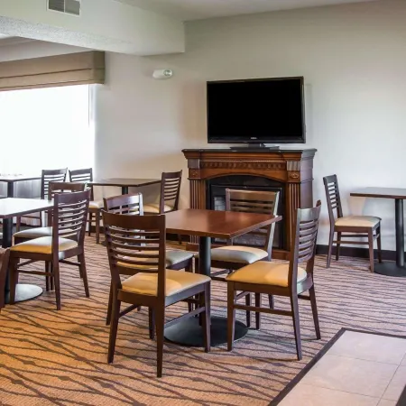 Sleep Inn & Suites Davenport - Quad Cities