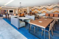 La Quinta Inn & Suites by Wyndham Limon - breakfast