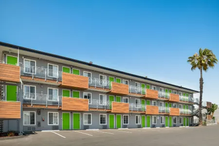 SureStay Hotel by Best Western San Diego Pacific Beach