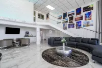 Quality Inn and Conference Center Tampa-Brandon Hotels in Palm River-Clair Mel