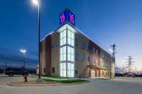 Motel 6 Fort Worth, TX - North - Saginaw Hotels near Billy Bob's Texas