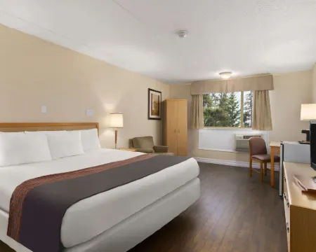 Days Inn by Wyndham Bridgewater Conference Center Hotels in Lunenburg County