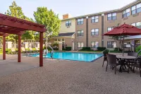 Comfort Suites NW Dallas Near Love Field - Rooftop Pools