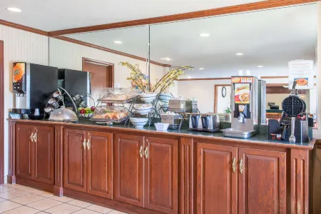 Baymont by Wyndham Detroit/Roseville