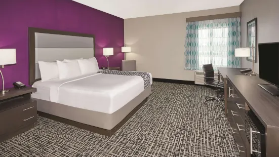 La Quinta Inn & Suites by Wyndham Springfield IL