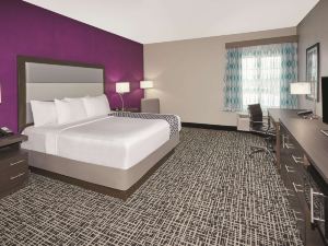 La Quinta Inn & Suites by Wyndham Springfield IL