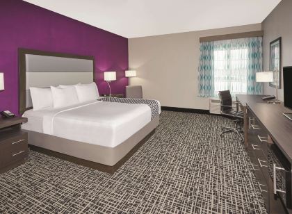 La Quinta Inn & Suites by Wyndham Springfield IL