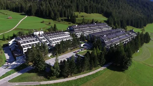 Hotel Club Regina E Fassa