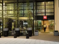 Ibis Buenos Aires Obelisco - parking