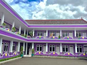 Hotel Anggrek