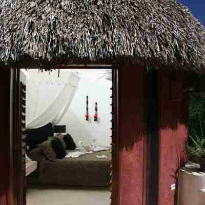 Hotel Okaan Hotel Exterior