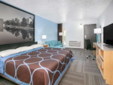 穆爾城温德姆速8酒店 穆爾酒店