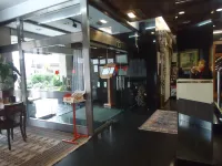 B&B HOTEL Gijón Centro Begoña - Bintang 3
