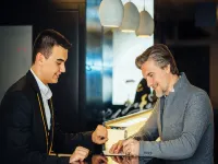 Pasaport Pier Hotel - bar