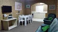 Sunrise Motel Hotels in Cobram