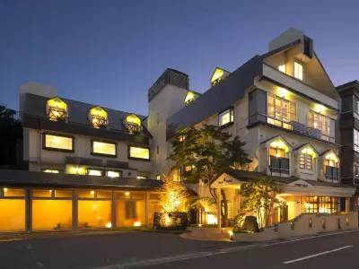 河口湖パークホテル 富士河口湖 石の博物館 宝石探しと天然石のお店周辺のホテル