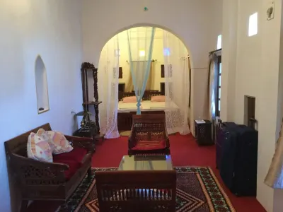 Mahansar Fort Heritage Homestay Отели в г. Чуру