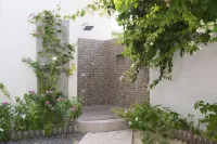 Palm Gate Maldives فنادق في Thulusdhoo