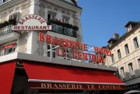 Hotel & Restaurant le Central Trouville Hotels near Eglise Notre Dame de Bonsecours
