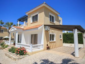 Villa Anastasia Large Private Pool Walk to Beach A C Wifi Car Not Required Eco-Friendly - 2400